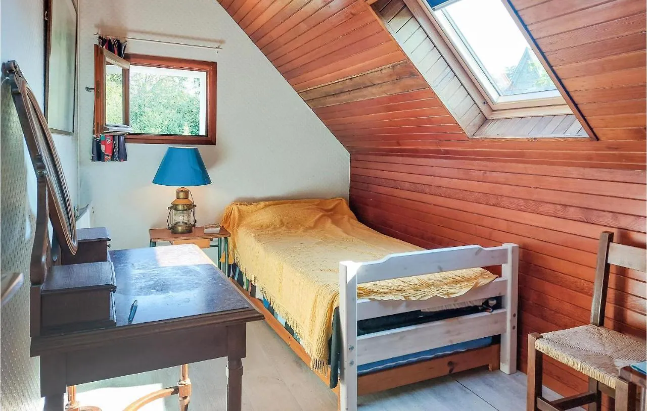 4 Bedroom Beautiful Home In Nevez